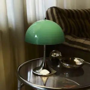 Comparateur de prix : louis poulsen Panthella Portable Lampe de table sans fil, LED, 5744613...