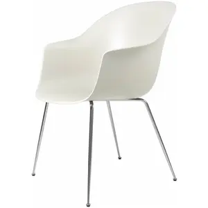 Chaise blanche chromée Bat - Gubi pas cher