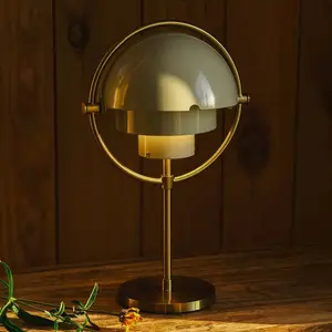 Gubi lampe à poser rechargeable Multi-Lite, laiton/gris, hauteur 30 cmVendu parluminaire