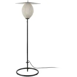 GUBI lampadaire d'extérieur Satellite, IP65, noir/blanc crèmeVendu parluminaire