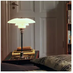 Comparateur de prix : Louis Poulsen Lampe de table en verre PH 3½-2½ chrome - 5744166179