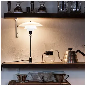Comparateur de prix : Lampe de table en laiton chromé 20 x 35,5 cm PH 2/1 - Louis Poulsen