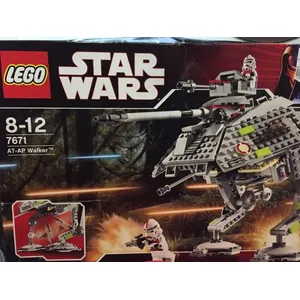 LEGO Sets Star Wars - AT-AP Walker - Référence 7671 pas cher