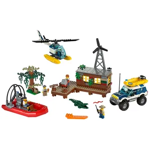 LEGO® City 60068 La Cachette des Bandits pas cher