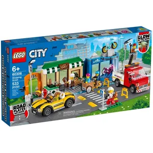 LEGO City Shopping Street 60306 - LEGO - Cool Building Toy for Kids - 533 Pieces pas cher
