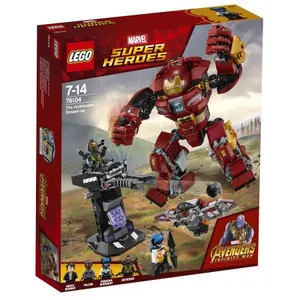 LEGO® Marvel Super Heroes 76104 Le combat de Hulkbuster - Jeu de Construction pas cher