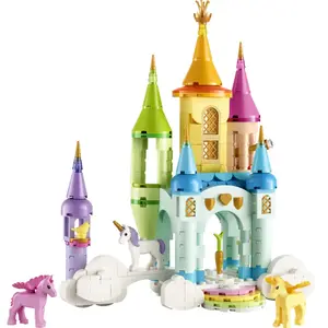 LEGO Creator 3-en-1 Le château des licornes 31175 pas cher