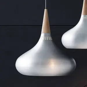 FRITZ HANSEN Orient P2 Suspension alu/chêne Ø 34 cmVendu parluminaire