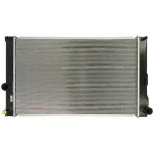 Radiateur, refroidissement moteur NISSENS 646835 pas cher