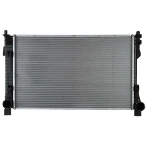 NISSENS Radiateur moteur pour MERCEDES-BENZ: Classe C (Ref: 62784A) pas cher