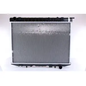 Radiateur, refroidissement moteur NISSENS 63299 pas cher