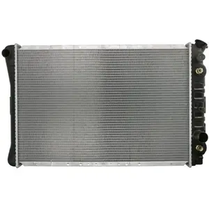 Radiateur, refroidissement du moteur 67600 Nissens 67600 pas cher