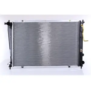 NISSENS Radiateur moteur pour HYUNDAI: Plaza, H1, Starex, Satellite (Ref: 67040) pas cher
