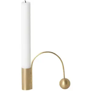 ferm LIVING Bougeoir Balance, poli, laiton, 9,5 cmVendu parmade-in-design
