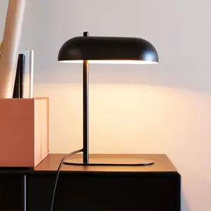 Comparateur de prix : Dyberg Larsen lampe à poser Arch, noir, métal, hauteur 36 cm