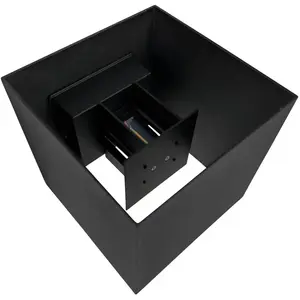 Applique murale LED Venus de Dyberg Larsen, noir, largeur 15 cmVendu parluminaire