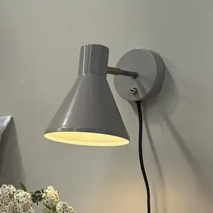Comparateur de prix : Dyberg Larsen applique murale Sleep, marron, Ø 15 cm, acier