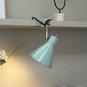 Dyberg Larsen lampe à pince Sleep, vert menthe, Ø 15 cm, acier pas cher