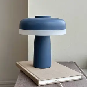 Lampe à poser en métal indigo, h 16,5 cm d 15 cm - porter pas cher