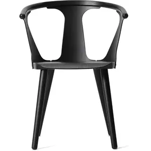 Chaise en chêne laqué noir SK1 In Between - &tradition pas cher