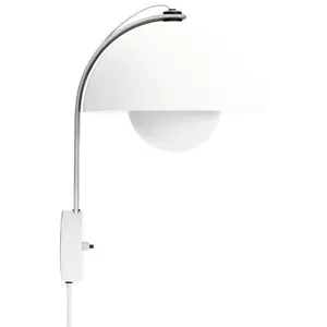 Applique murale avec prise blanc mat Flowerpot VP8 - &tradition pas cher