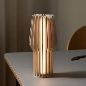 Comparateur de prix : EVA Solo Lampe à poser LED rechargeable Radiant, beige, caoutchouc, IP...