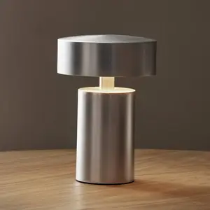 Audo Copenhagen Audo Column lampe de table batterie, IP44, aluVendu parluminaire
