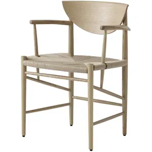 Chaise avec accoudoirs en bois naturel HM4 Drawn - &tradition pas cher