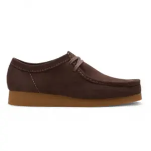 Mocassins Clarks Wallabee EVO Marron 44 26178279 pas cher