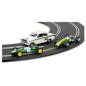 Comparateur de prix : Scalextric Slot cars : coffret 3 véhicules - La légende Jim Clark