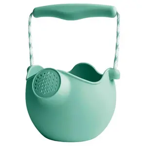 Scrunch Arrosoir de plage en silicone souplVendu parnature-et-decouvertes