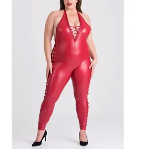 Combinaison catsuit similicuir à lacets Fierce rouge 1X/2X