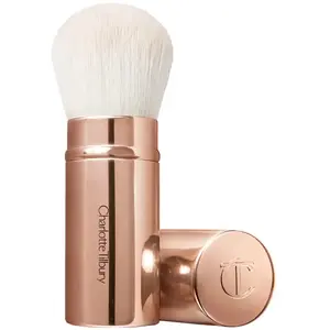 Charlotte Tilbury The Airbrush Kabuki Brush - Pinceau Kabuki Vendu parsephora