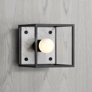 Buster + Punch Caged Wall small marbre blancVendu parluminaire