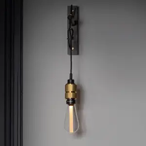 Buster + Punch Hooked Wall nude graphite/laitonVendu parluminaire