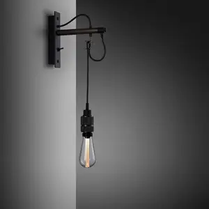 Buster + Punch Hooked Wall nude graphite/bronzeVendu parluminaire