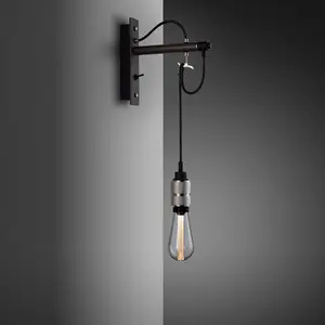 Buster + Punch Hooked Wall nude graphite/acierVendu parluminaire