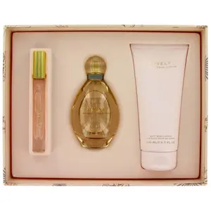 Lovely - Sarah Jessica Parker Coffret Cadeau 100 ML pas cher