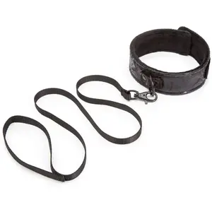 Bondage Boutique Collier et Laisse Black Rose pas cher