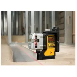 DeWALT Laser multi-ligne - support magnétique + Mallette de transport - DW089KVendu paramazon