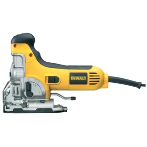 DEWALT DW333K Scie sauteuse a prise par le corps 701 W pas cher