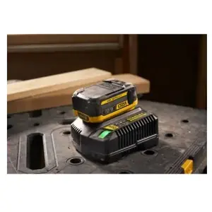 Comparateur de prix : Batterie - STANLEY FATMAX V20 - SFMCB206-XJ - 18V 6Ah