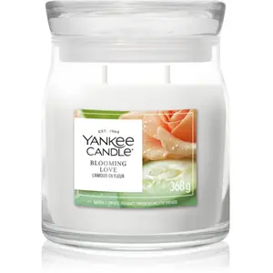 Yankee Candle Blooming Love bougie parfumée 368 g pas cher