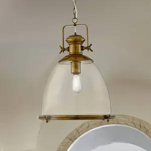 Searchlight Suspension Industrial Pendant, en laiton antique et verre clairVendu parluminaire