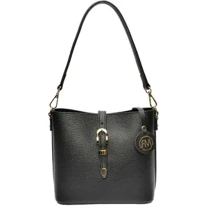 Roberta M - Sac seau Elvi Noir - 19x21.5x10.5 cm OS pas cher