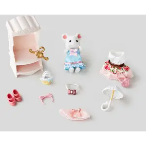 Sylvanian Families Playset 5540 La valisette de mode et grande sour souris marshmallow pas cher