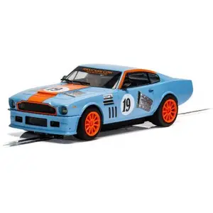 SCALEXTRIC Aston Martin V8 - Gulf Edition - Rikki Cann RacingVendu paramazon