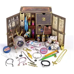 Comparateur de prix : CALENDRIER DE L'AVENT HARRY POTTER 2023 GIFT BOX POTIONS / HARRY POTTER / CARAT