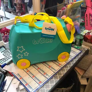 Valise Trunki Licorne Una avec Autocollants Bleu 18 L 4 roues pas cher