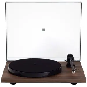 Comparateur de prix : Rega Platine vinyle Planar 1 Plus Noyer - 5056186707368